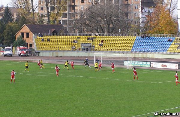 Стадион авангард лазаревское фото